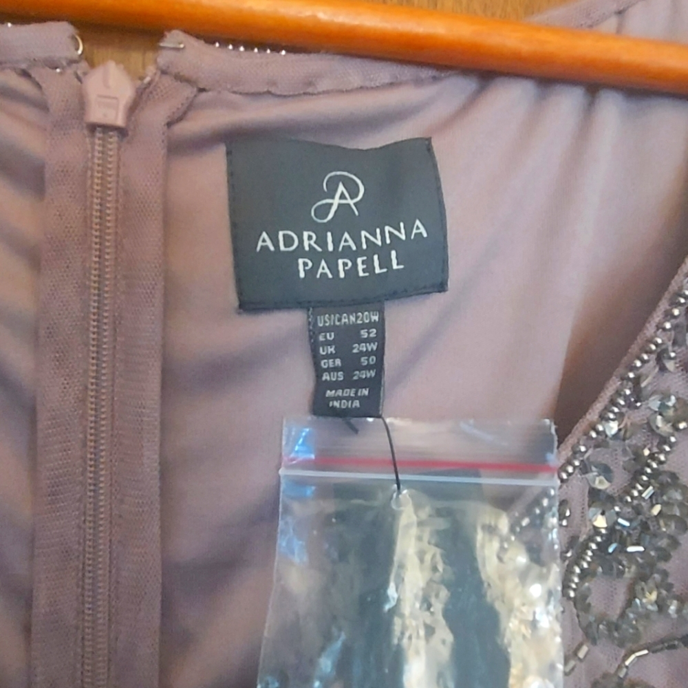 Plus Size 20W Evening Gown Adrianna Pappel